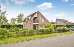 Amazing home in Breskens w/ WiFi and 3 Bedrooms